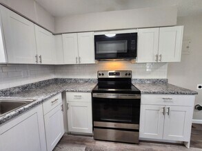 1628 S Cascade Ave in Colorado Springs, CO - Building Photo - Building Photo