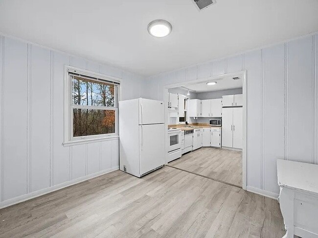 property at 3292 Niagara Dr