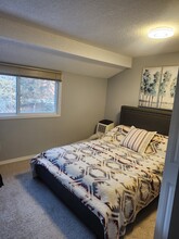 829 Coach Bluff Crescent SW in Calgary, AB - Building Photo - Building Photo