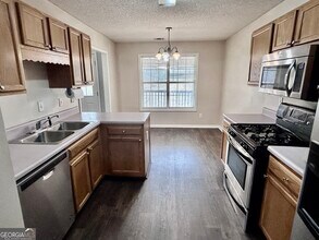 22 Meadow Chase Way in Palmetto, GA - Building Photo - Building Photo