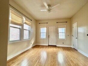 500 Parkway Dr NE in Atlanta, GA - Building Photo - Building Photo