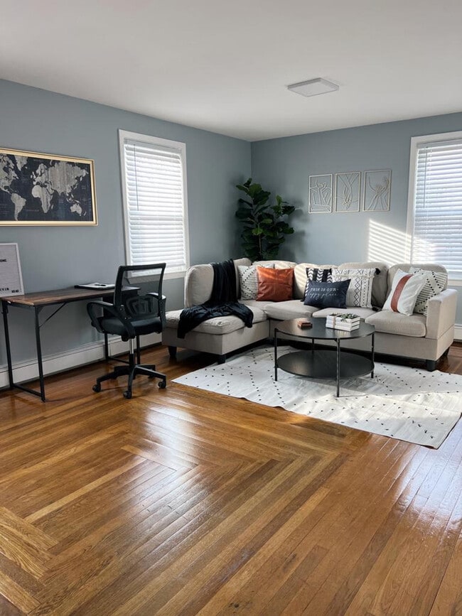 508 Elm St in Woonsocket, RI - Foto de edificio - Building Photo