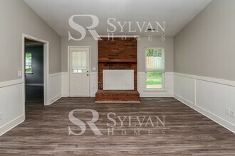 8614 Milton Morris Dr in Charlotte, NC - Building Photo - Building Photo