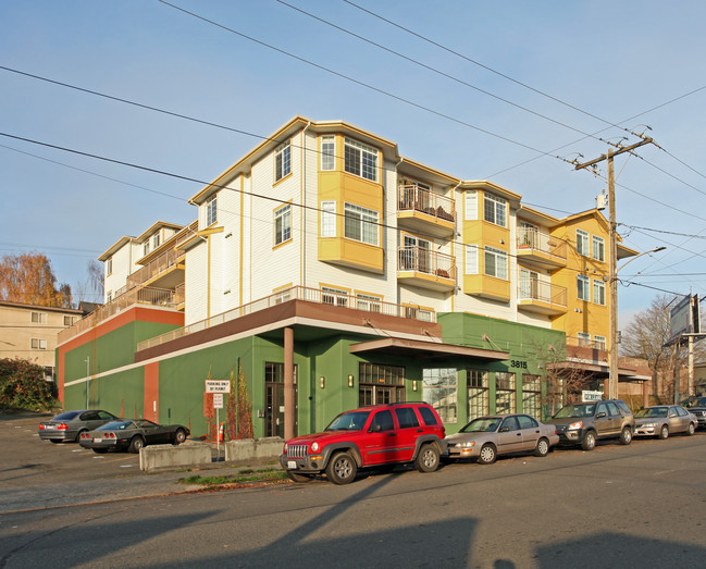 Portofino in Seattle, WA - Building Photo - Building Photo