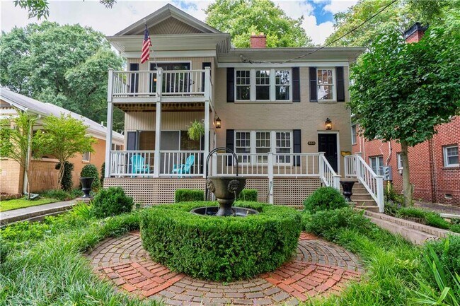 property at 850 Charles Allen Dr NE