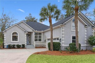 417 Colley Ln in St. Simons Island, GA - Building Photo