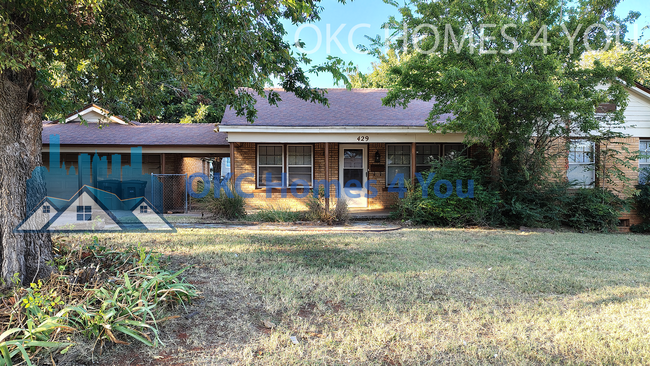 property at 429 E 3rd St