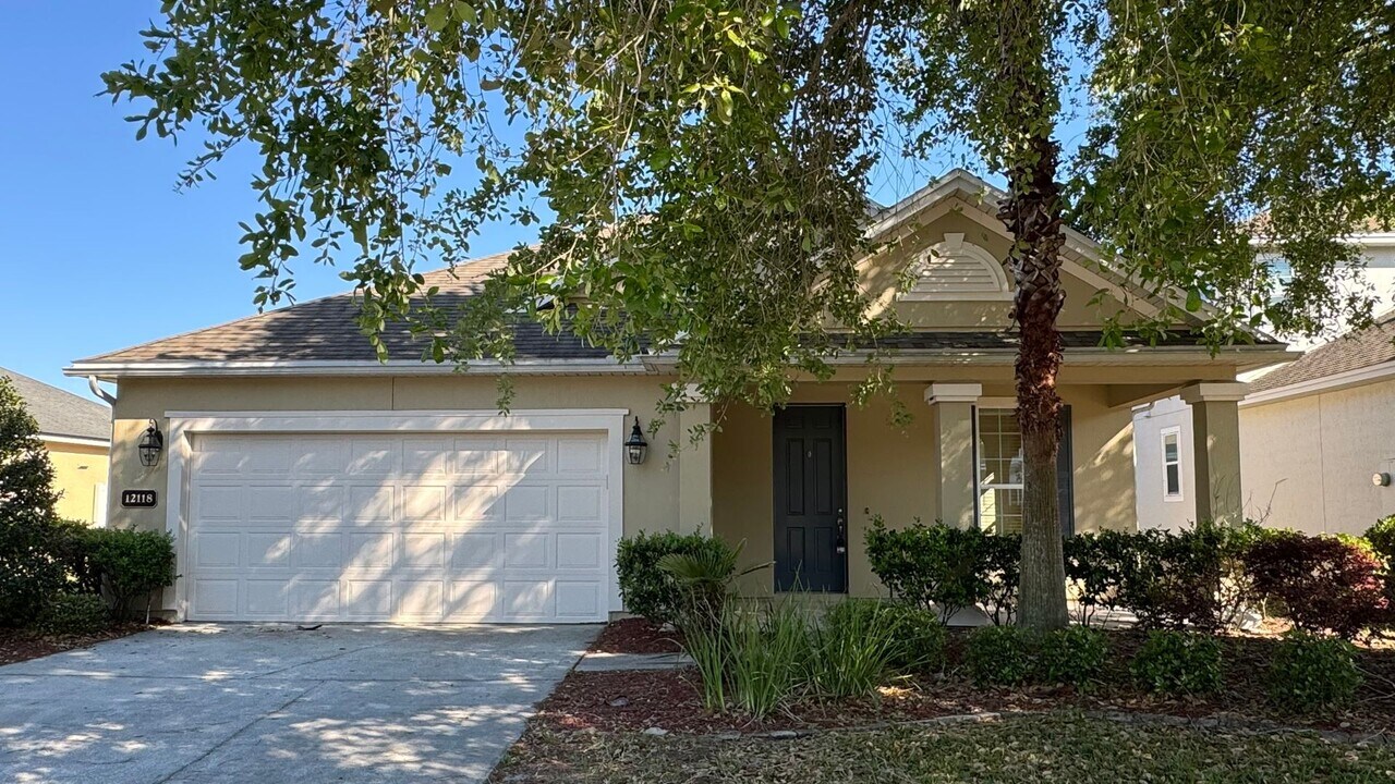 12118 Wynnfield Lakes Cir in Jacksonville, FL - Building Photo