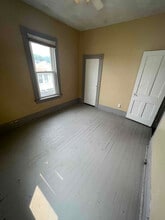 1316 Center St in Moundsville, WV - Building Photo - Building Photo