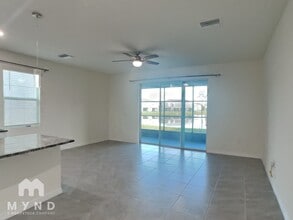 32468 Turtle Grace Lp in Wesley Chapel, FL - Building Photo - Building Photo