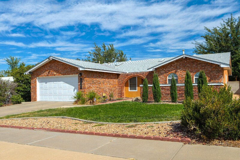 12109 Rosemont Ave NE in Albuquerque, NM - Building Photo