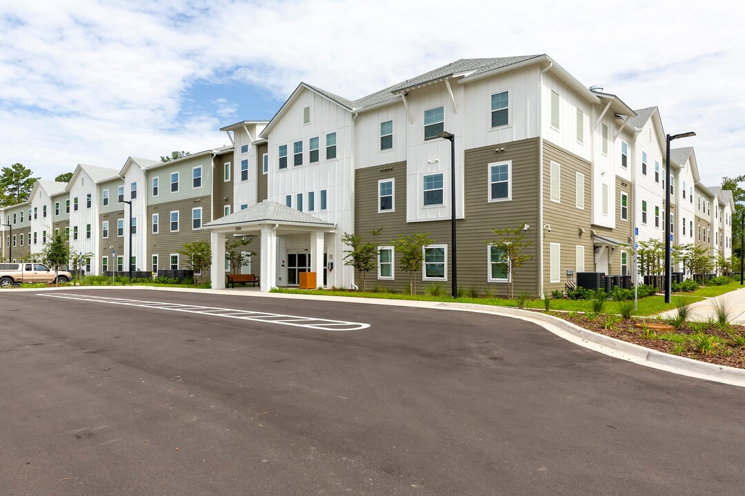 Molly Crossing Apartments in Middleburg, FL - Building Photo