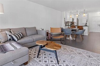 777 NE 62nd St in Miami, FL - Foto de edificio - Building Photo