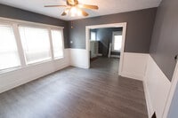 388 Independence Ct photo'