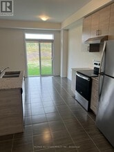 16 Hillcroft Wy in Kawartha Lakes, ON - Building Photo - Building Photo