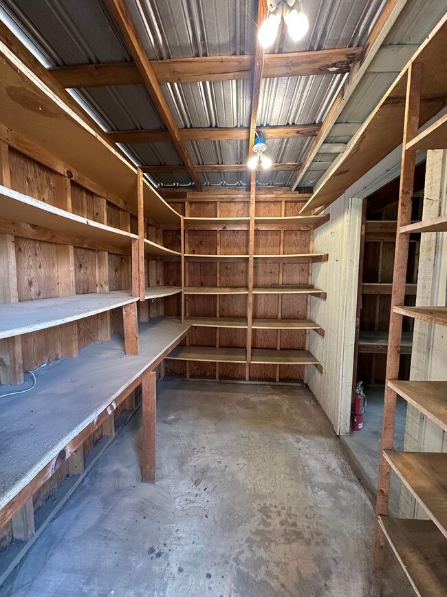 1317 S Spruce St in Visalia, CA - Building Photo - Building Photo
