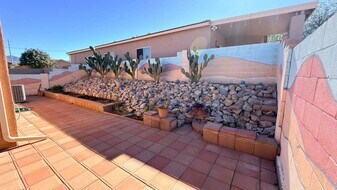 10252 E Wasp Spring Dr in Tucson, AZ - Building Photo