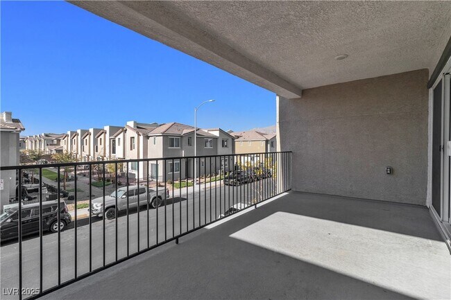 6952 Crescent Gold St in North Las Vegas, NV - Building Photo - Building Photo