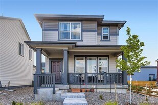 625 Aspen Ave in Bennett, CO - Building Photo