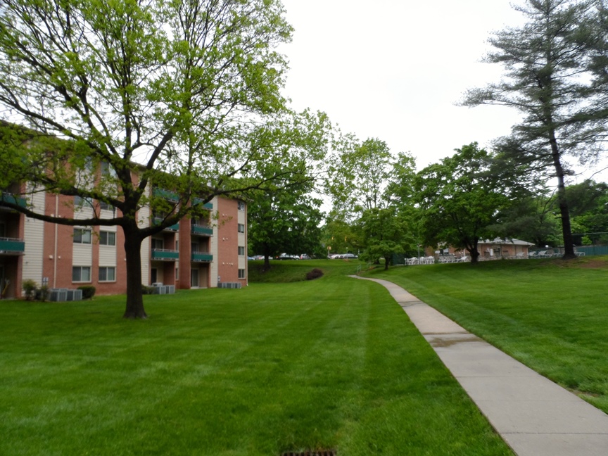 Rock Creek Woods Apartments in Rockville, MD