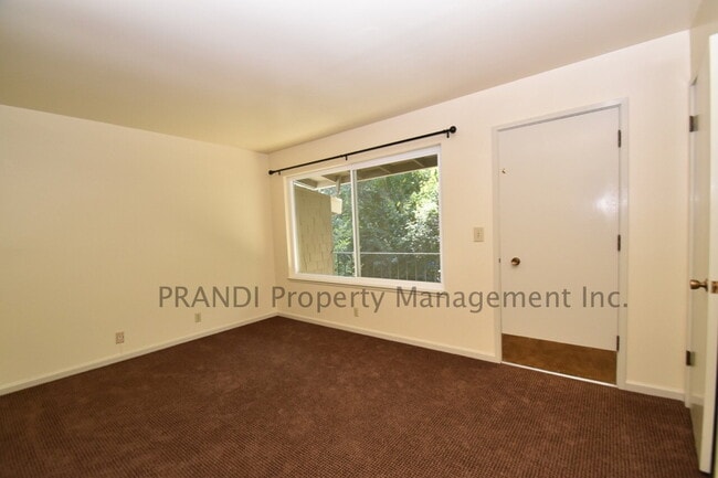 1411 Casa Buena Dr in Corte Madera, CA - Building Photo - Building Photo