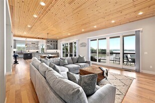 16217 AR-12 in Rogers, AR - Building Photo