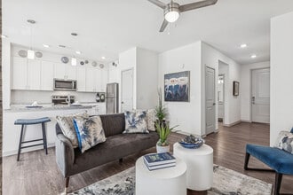 Alera at Hunters Glen in Lake Wales, FL - Foto de edificio - Building Photo