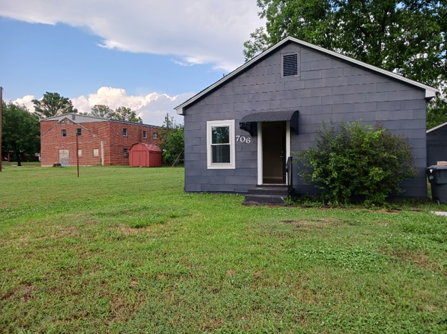 706 K St NW in Ardmore, OK - Building Photo - Building Photo