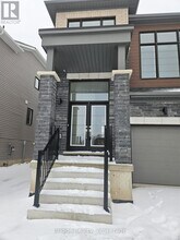 179 Gillespie Dr in Brantford, ON - Building Photo - Building Photo