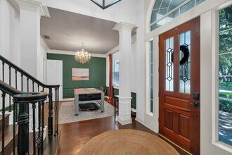 1308 Kings Brook Ct in Southlake, TX - Foto de edificio - Building Photo