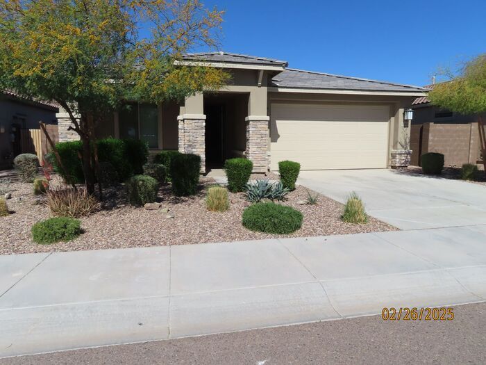 32462 N 133rd Dr in Peoria, AZ - Foto de edificio