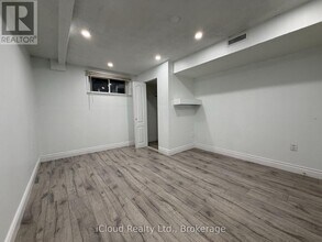 41 Manitou Crescent in Brampton, ON - Building Photo - Building Photo