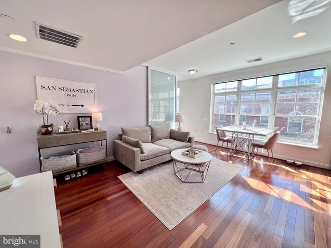 property at 150 V St NW