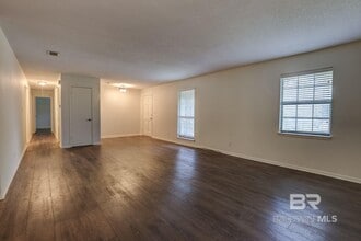 7269 Charbon Dr in Fairhope, AL - Building Photo - Building Photo