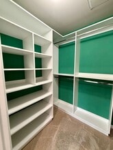 902 Chalmers Ln in Monroe Township, NJ - Building Photo - Building Photo