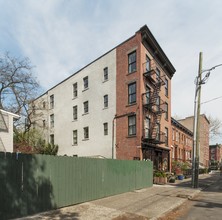 61 Erie St in Jersey City, NJ - Building Photo - Building Photo