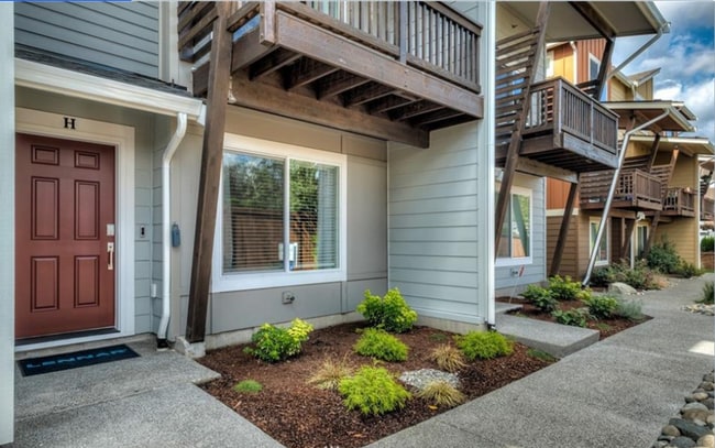 property at 17535 110th Ave E