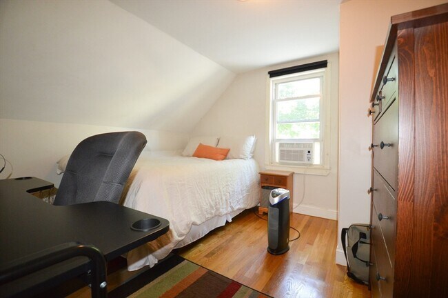 678 Bennington St in Boston, MA - Building Photo - Building Photo