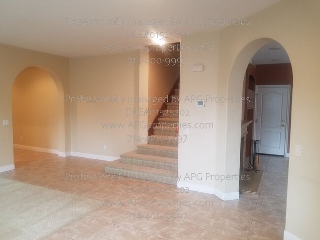 1250 Fairbury Ln in Anaheim, CA - Building Photo - Building Photo