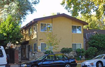 2618 C St in Sacramento, CA - Building Photo - Building Photo