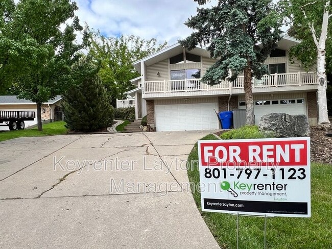 property at 1248 N Compton Rd