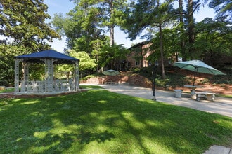 Midwood Creek in Marietta, GA - Foto de edificio - Building Photo