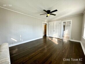 3710 Summit St-Unit -202 in Kansas City, MO - Building Photo - Building Photo