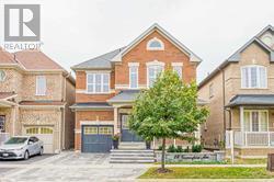 28 Greenspire Ave in Markham, ON - Building Photo