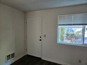 1831 Claxter Rd NE in Keizer, OR - Building Photo - Building Photo