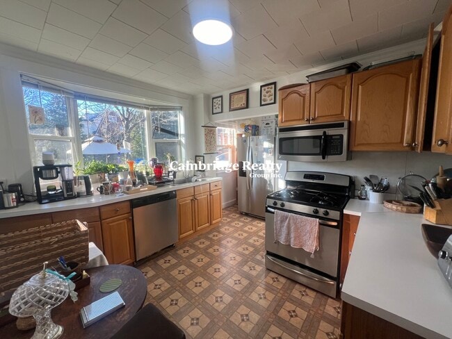 10 Townsend Rd, Unit 1B