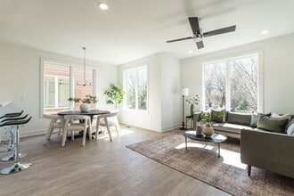 611 Walnut Hts Dr in Raleigh, NC - Building Photo - Building Photo