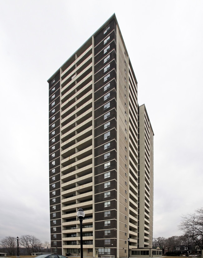 Eastmount Apartments