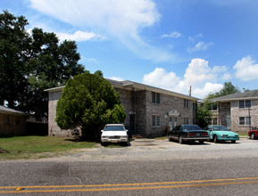 Terrace Apartments in North Charleston, SC - Building Photo - Building Photo