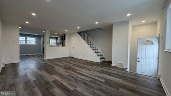 12611 Biscayne Dr in Philadelphia, PA - Building Photo